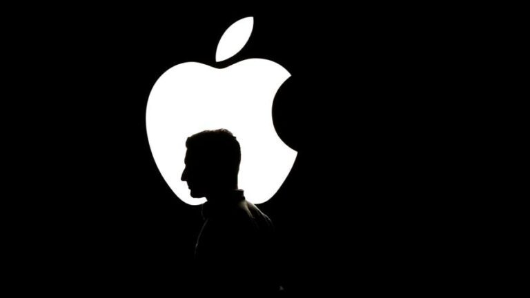US accuses former Apple engineer of stealing trade secrets, fleeing to China