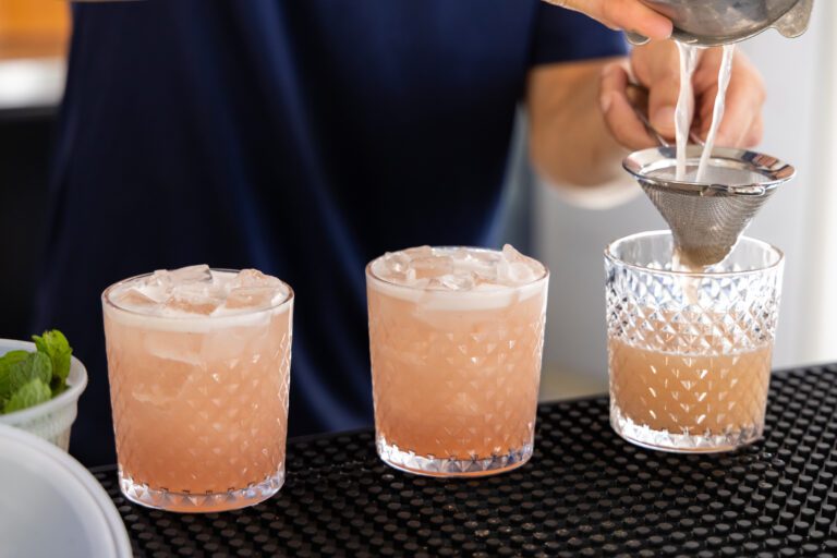 Seven Peninsula spots for happy hour bites and drinks |  News