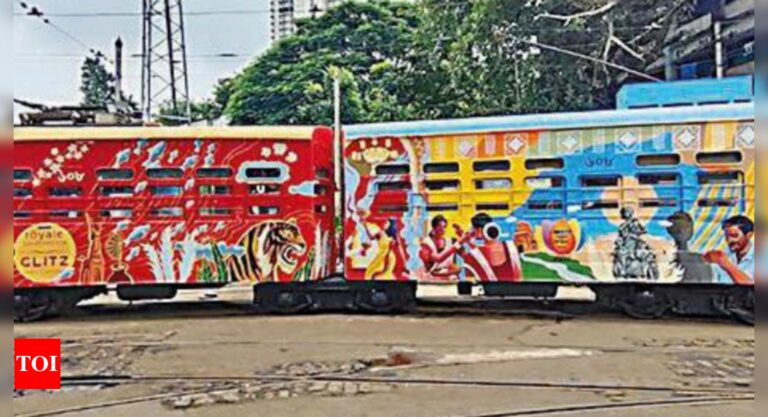 Trams: Puja-themed trams on Tolly-ballygunge route | Kolkata News