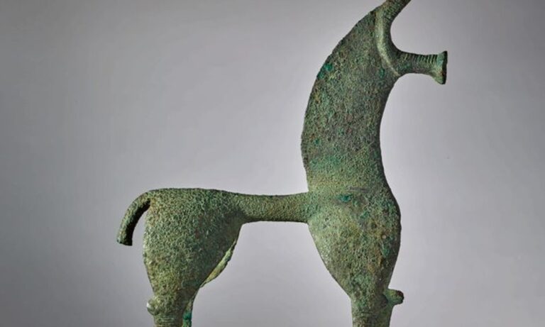 Sotheby’s cannot sue Greece over bronze horse, US court rules