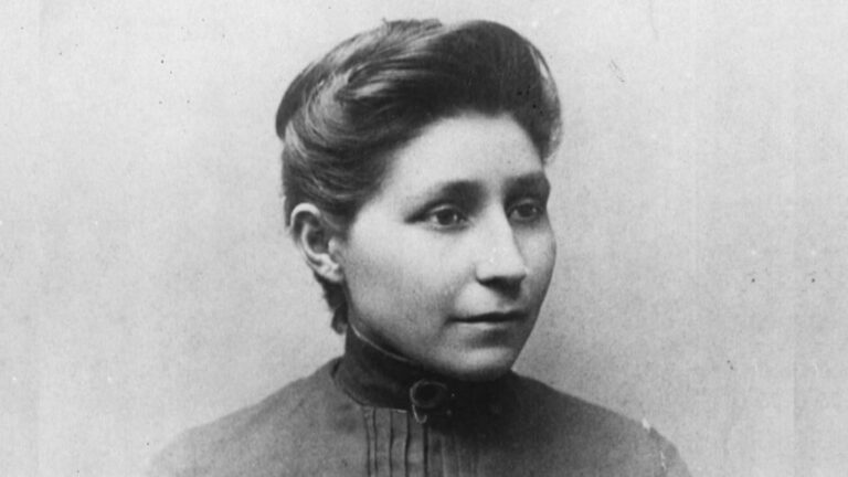 How Susan La Flesche Picotte Became the First Native American Physician