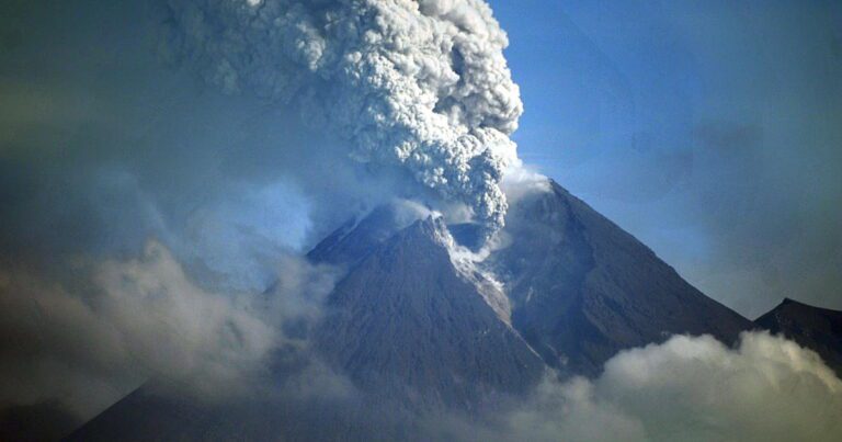 Viral tweet spreads misinformation about volcanoes and climate change