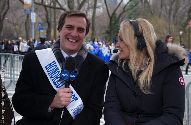 Deputy Senate Leader Gianaris Joins Greek Independence Celebrations