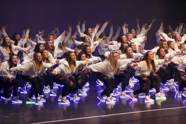 The Greek community dances for a good cause at March Madness – News
