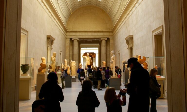 US billionaire’s Cycladic antiquities collection unveiled in Athens as Greece and Metropolitan Museum of Art reach deal